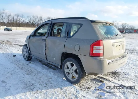 2007 Jeep Compass Sport from USA, damaged, VIN 1J8FT47W77D196453